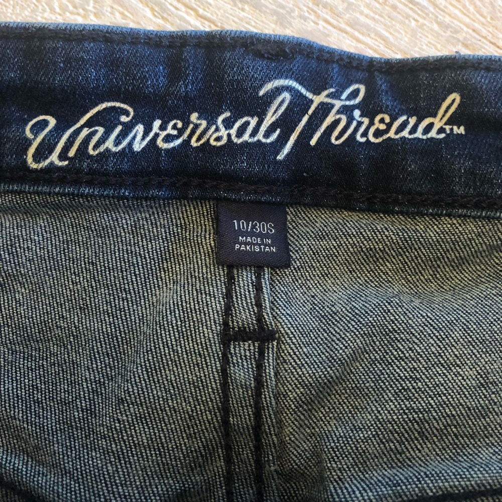 Universal Thread Jeans - Picture 3 of 3